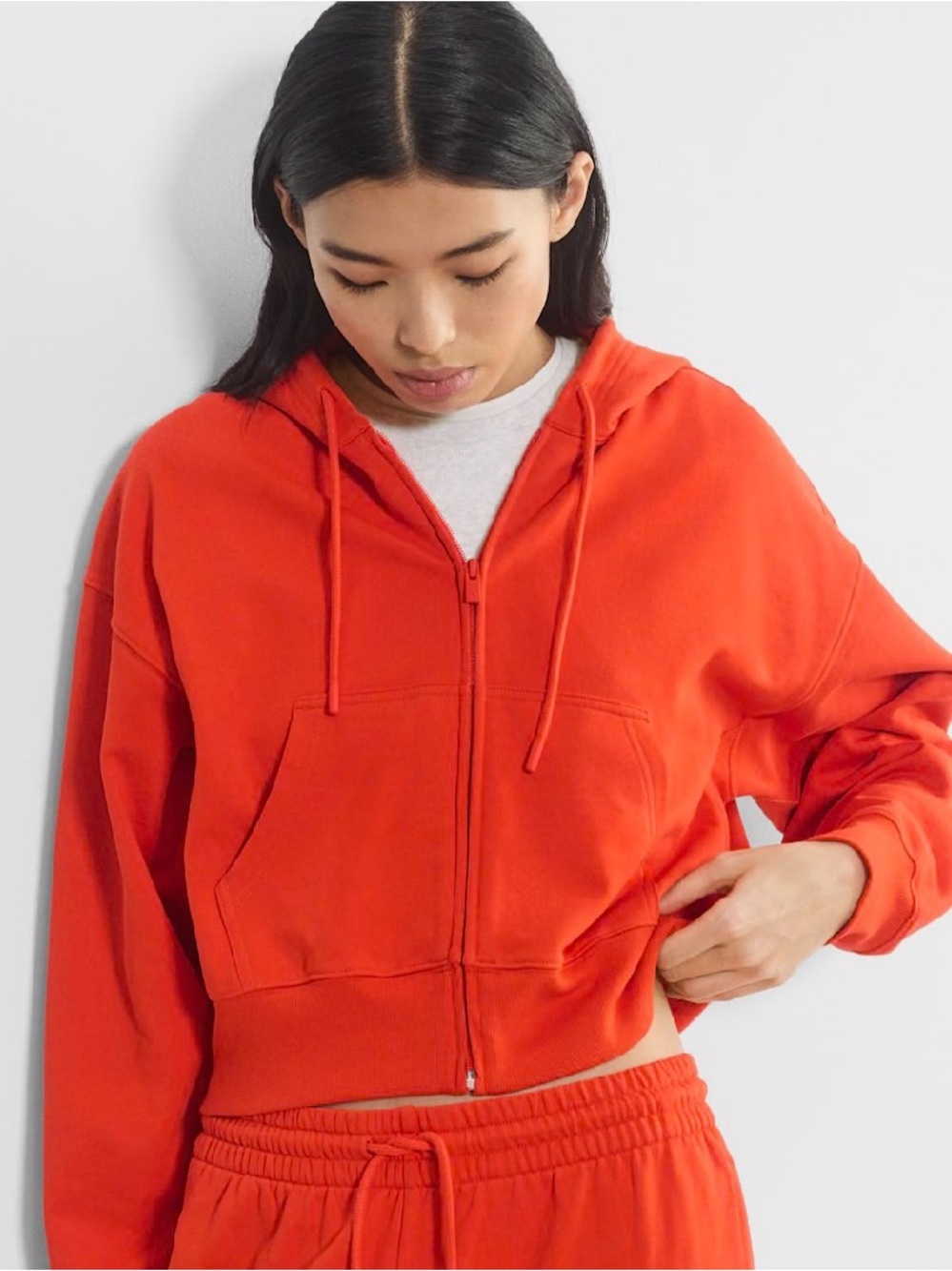 Aritzia Cozy Sweatfleece Boyfriend Boxy Zip Hoodie size Medium poppy red
